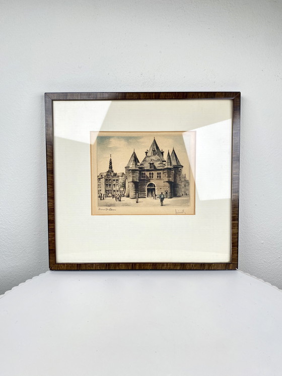 Image 1 of Petite impression d’art vintage de De Waag, Amsterdam / Nieuwmarkt dans un cadre vintage en bois - Œuvre d’art traditionnelle né
