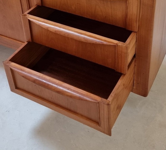 Image 1 of Credenza di metà secolo