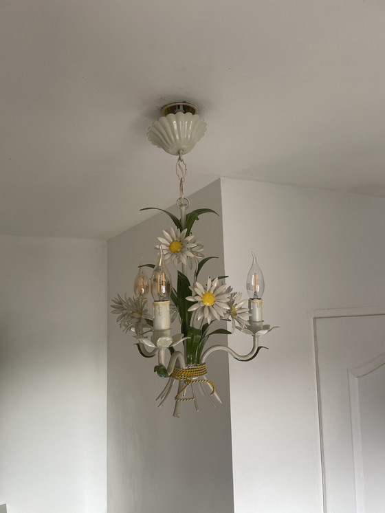 Image 1 of Italian chandelier in enamelled sheet metal - daisy design