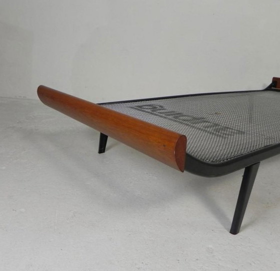 Image 1 of Divano letto vintage Auping Cleopatra