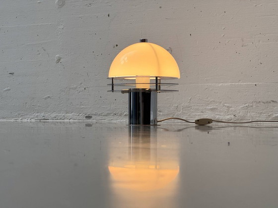 Image 1 of Set van 2 tafellampen in Space Age-stijl met opalen glazen kappen en chromen ringen, jaren 70.