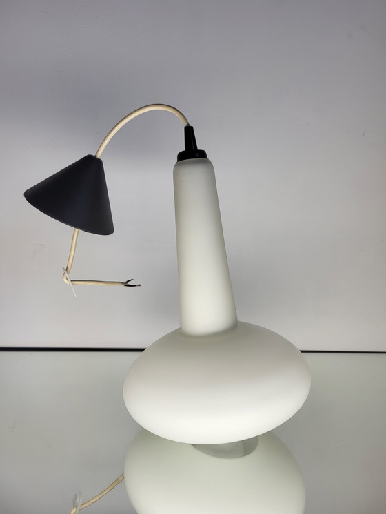 Image 1 of Vintage Glazen Hanglamp, Scandinavische Stijl, Opaline Wit, Model Teardrop, Jaren 60