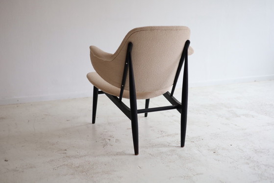 Vintage Shell Armchair Kofod-Larsen 1950s – Wood, Textile (photo 5 of 7)