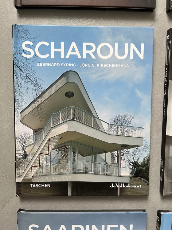 Image 1 of World architects Volkskrant Taschen series