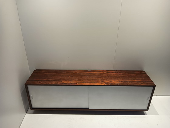 Image 1 of Cadovius-Schrank auf Metallsockel