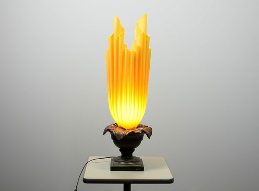 Lampe de table XXL Georgia Jacob Athena Flaming Torch en résine sculptée sur base en pierre patinée bronze. France, 7s