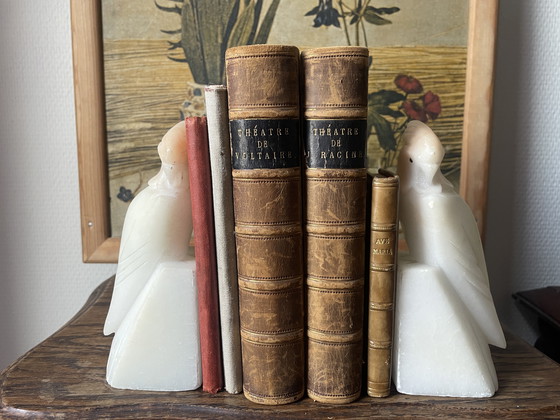 Image 1 of Vintage Italiaanse albasten boekensteunen in de vorm van vogels