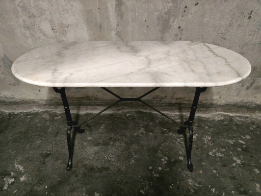 Table bistrot ovale en marbre blanc et piètement en fonte noire - 120 cm – eettafels, Marble, Cast Iron (photo 2 of 10)
