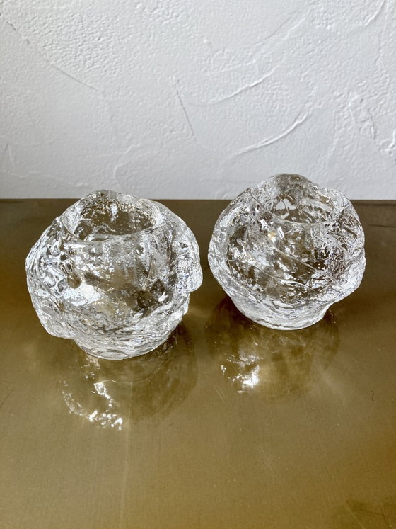 Image 1 of Paire de bougeoirs « Snowball » – Ann Wolff pour Kosta Boda, Suède (1973)