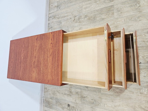 Contenitore vintage in teak di Niels Jonsson per Hugo Troeds, anni '60 – Armadi contenitori (photo 2 of 15)
