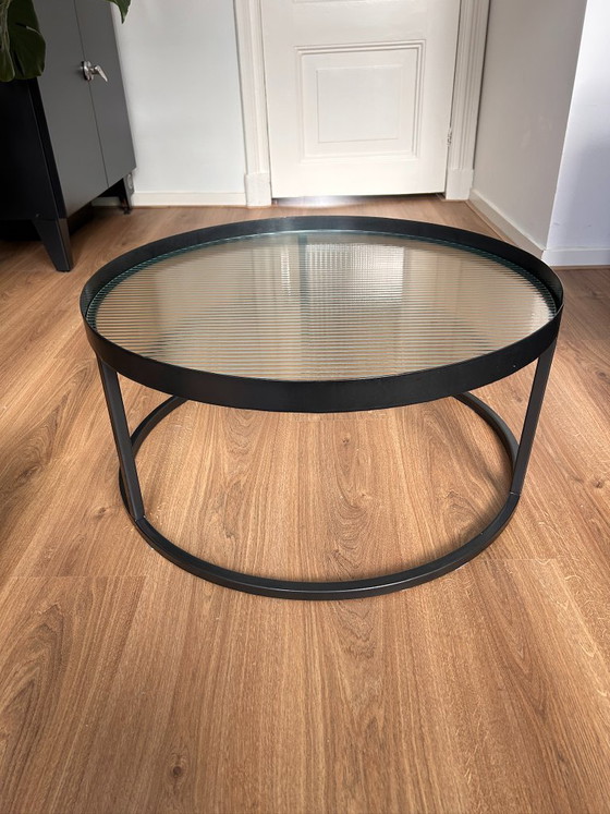 Image 1 of Dutchbone Boli – runder Couchtisch | schwarzes Metall & geriffeltes Glas
