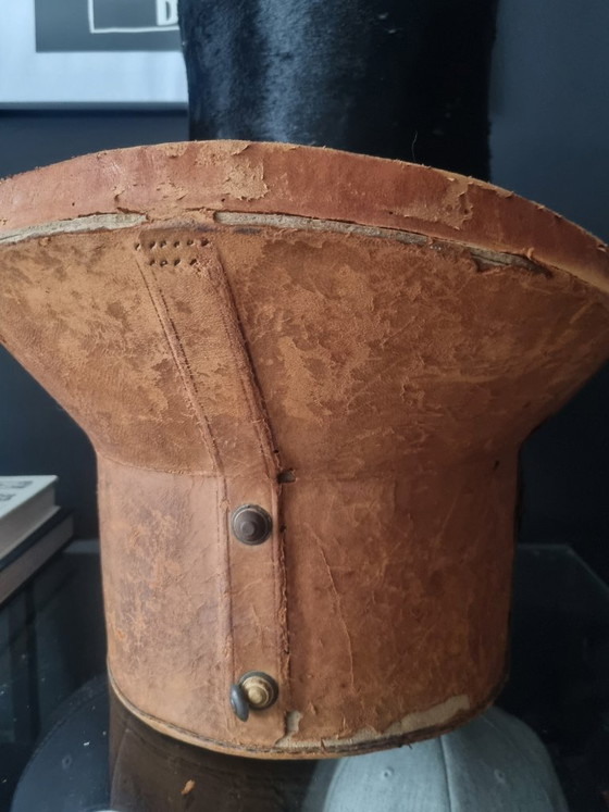 Hoedendoos met Hoge Hoed – H. Schuchard's, Reistassen, Leather, Textile (photo 9 of 13)