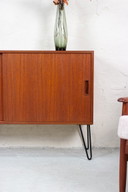 Commode vintage en teck, buffet, meuble bas, style années 1960