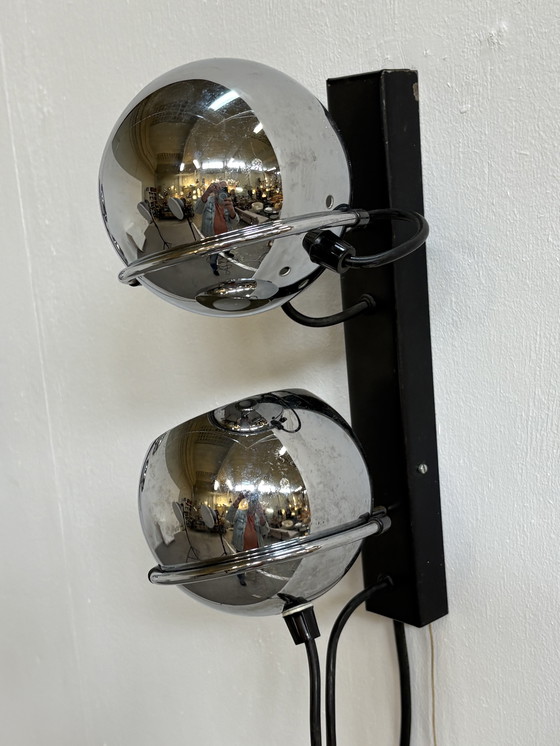 Image 1 of 2 lampes à eau Vintage Chroom Spaceage Eyeball Wandlampen Raak Globe
