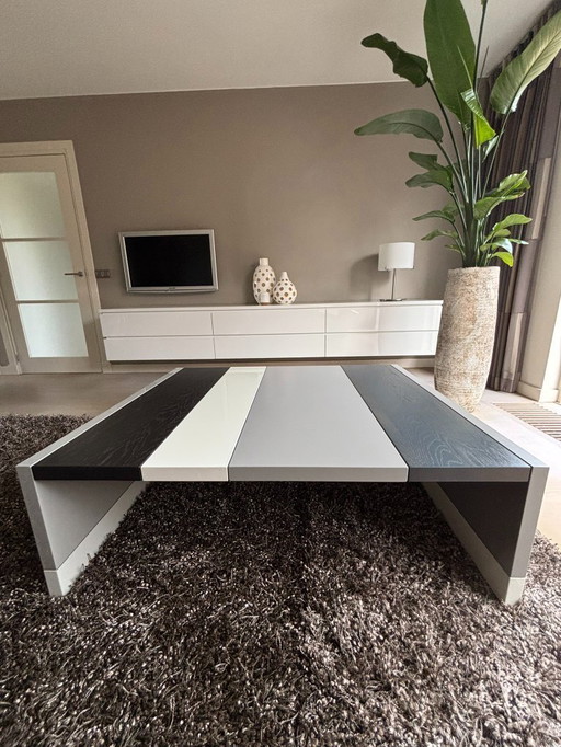 Coffee table design gray/white