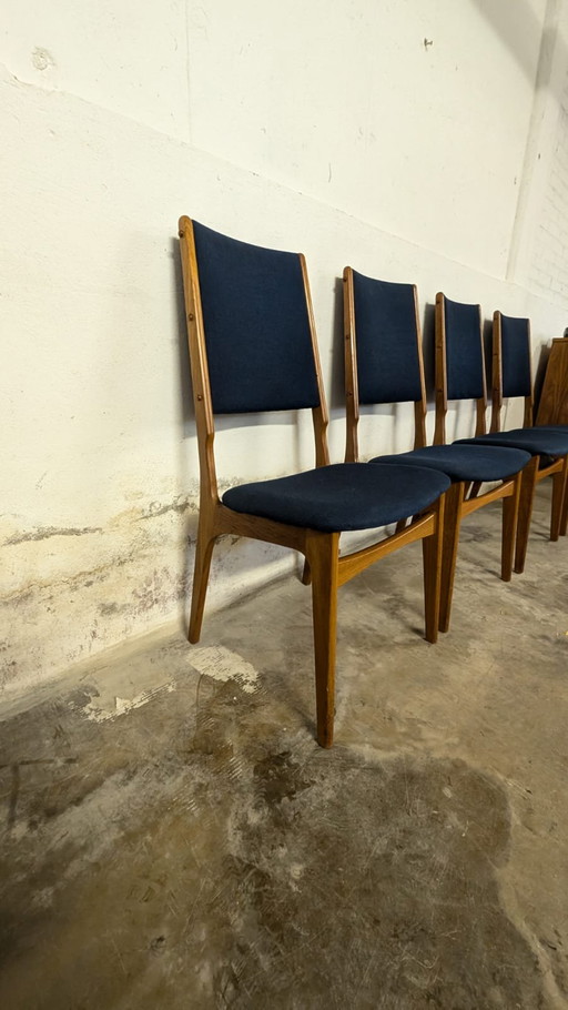 Ensemble de 4 chaises vintage au design danois - Ib Kofod-Larsen