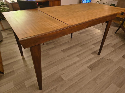 Extendable dining table from the 1960s
