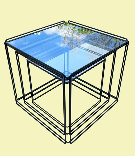 Image 1 of Tables d'appoint Cube Design Isocele (3) - Design Max Sauze - années 1970