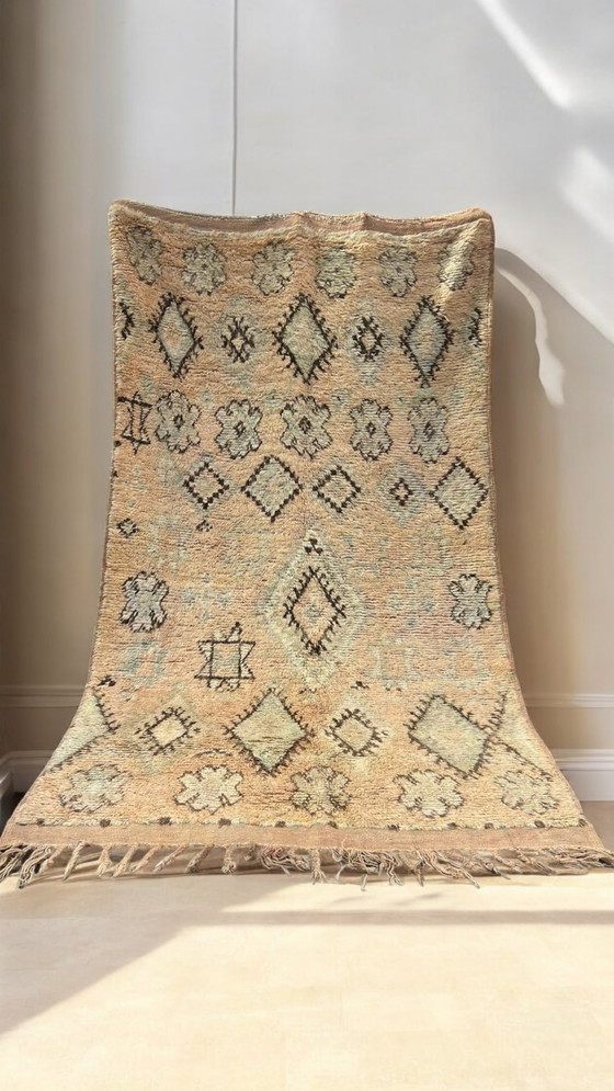 Image 1 of Beige Vintage Berber carpet, Moroccan rug 154x270 cm