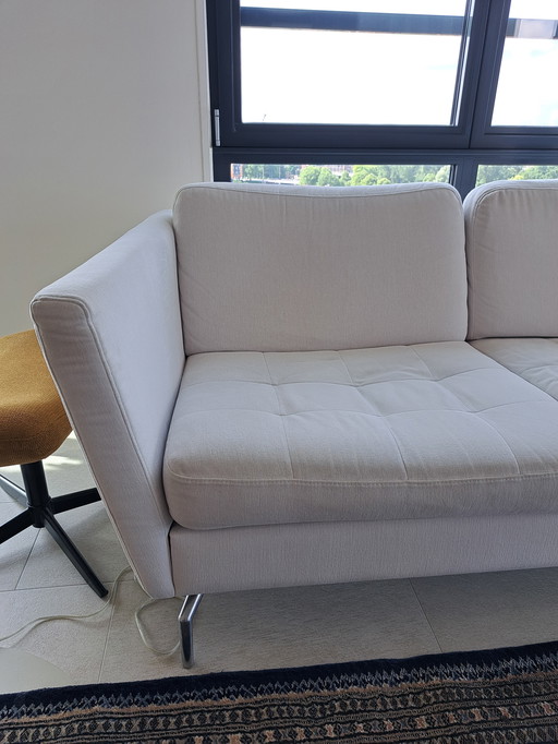 BoConcept 3-Sitzer Sofa Modell Osaka in weiß/hellgrauem Stoff