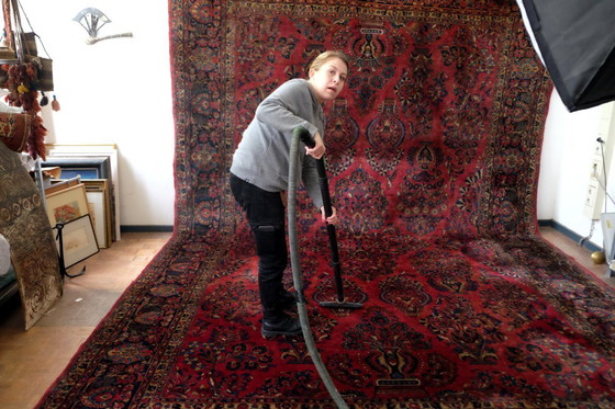 Image 1 of Real Lilihan Sarough.