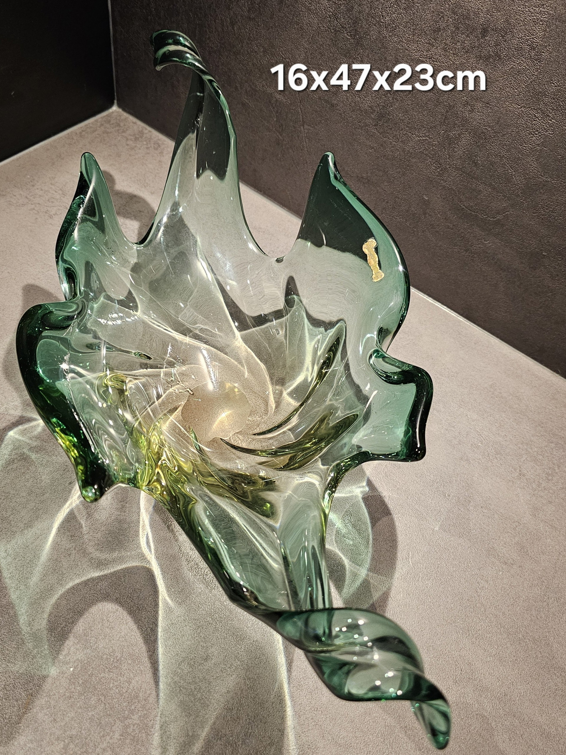 Unique vintage Murano art glass centerpiece | €80 | Whoppah