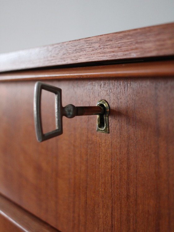 Image 1 of Vintage Deense ladekast in teak, tallboy