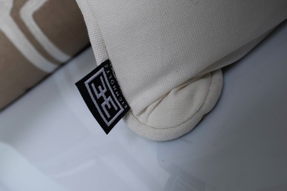 Eichholtz, Dos cojines Ribeira en beige y blanco – Polyester (photo 3 of 5)