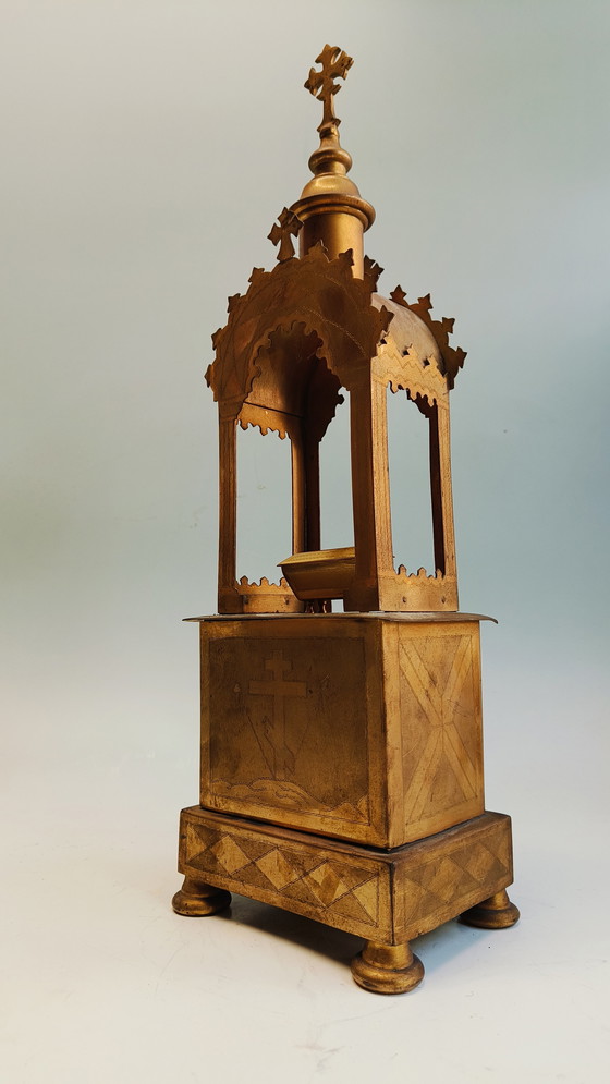 Image 1 of Osteuropäischer orthodoxer christlicher Reliquienaltar
