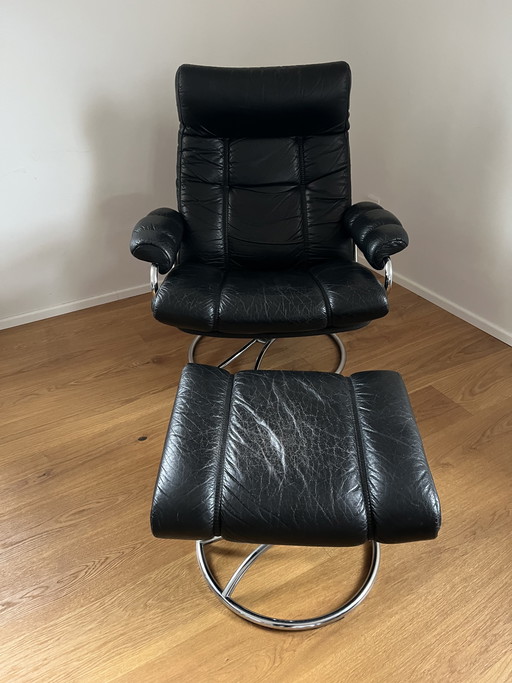 Poltrona antistress Ekornes Vintage Lounge Chair anni '70 in pelle nera