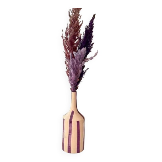 Gestreifte lila handwerkliche Flaschenvase – Vasen, Porzellan, Modern (photo 2 of 4)