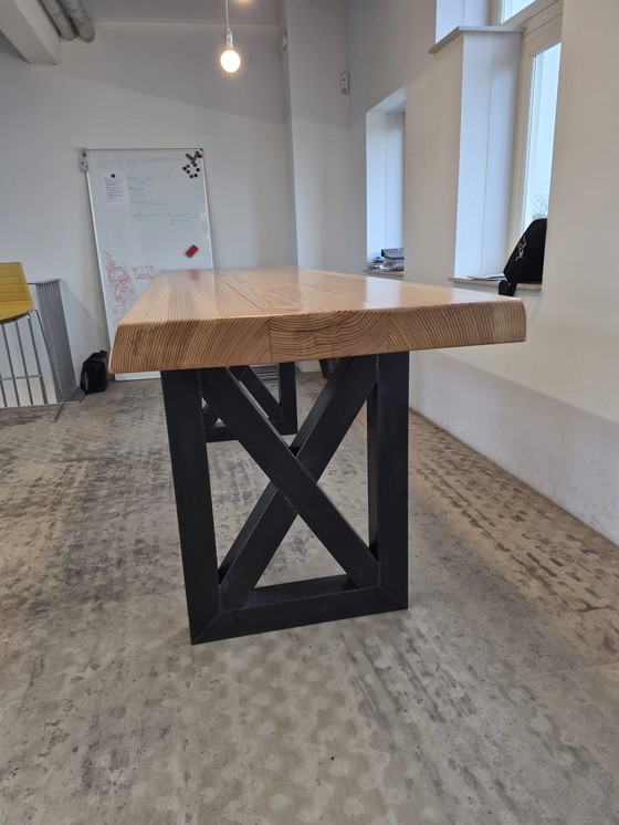 Image 1 of Tavolo lungo e alto