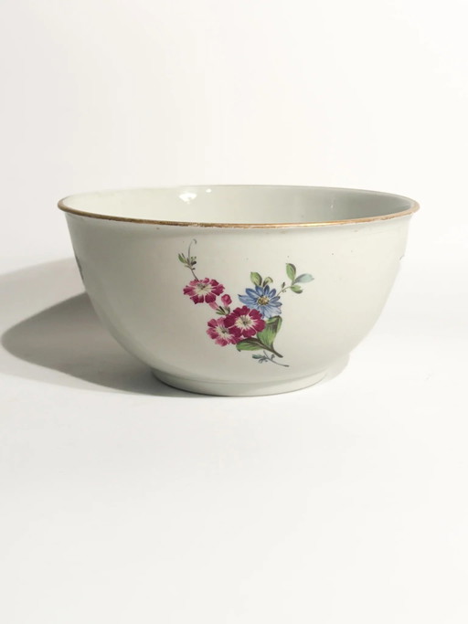 Hand-painted Meissen Porcelain Bowl with Flowers, Early 20th Century – decoratieve objecten