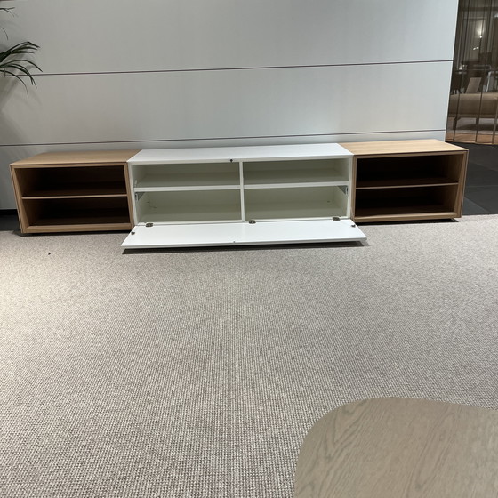 Image 1 of Piure Edit/Q Laag dressoir