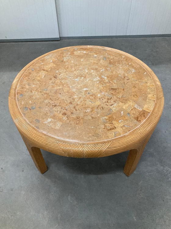 Image 1 of Vivai del Sud rotan & travertijn salontafel Italië jaren 60 