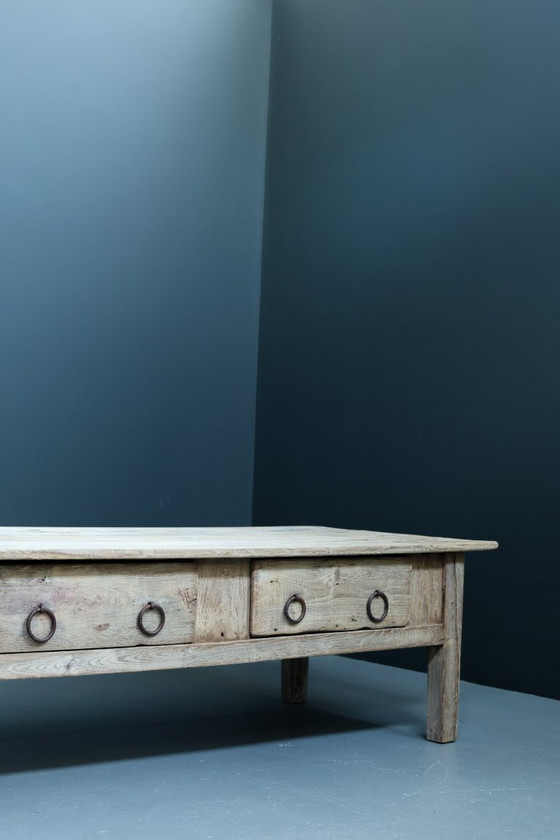 Image 1 of Coffee table Spanish Farm Table