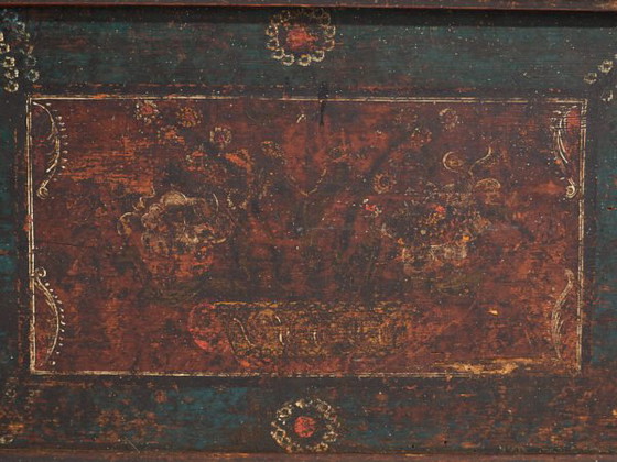 Baúl de almacenamiento antiguo en tonos oscuros (c.1870) #41 – Armarios de almacenamiento (photo 24 of 40)