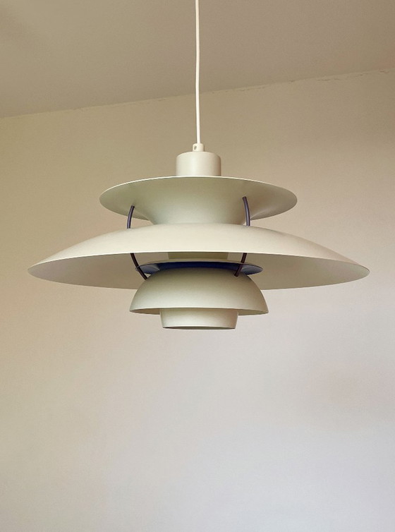 Image 1 of Poulsen PH5 LAMP wit vintage design Denmark MidCentury
