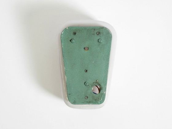 Image 1 of Zeldzame en zeer fraaie Mid Century Modern buitenwandlamp van Bega, model 168.