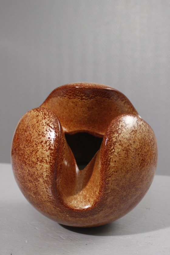 Image 1 of Roberto Rigon & Bertoncello Ceramiche - Rare trilobed sphere vase, Italy, 1970s