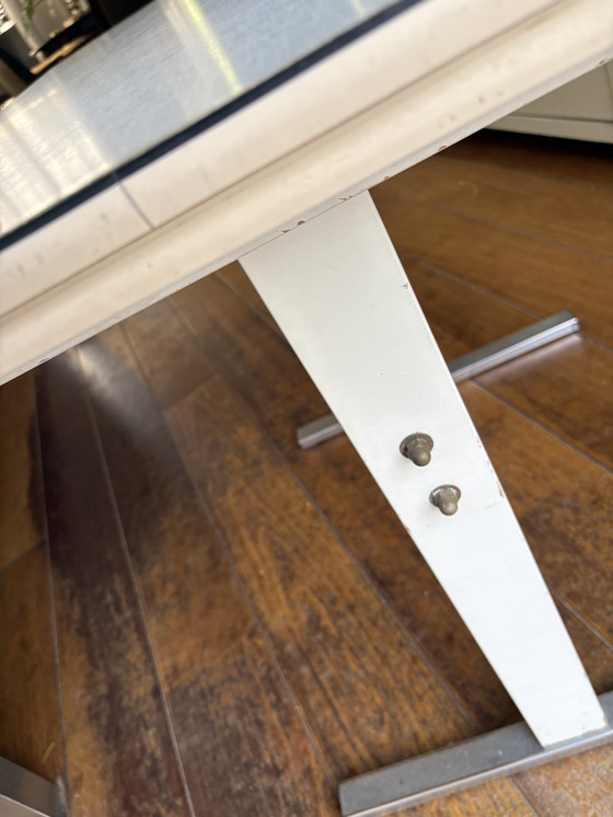 Image 1 of Table de cuisine en formica 1979