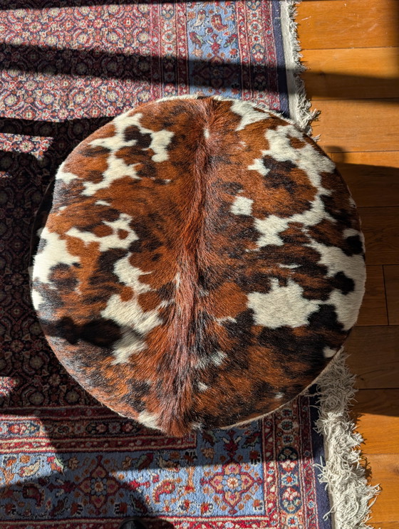 Image 1 of Vintage jaren 80 koeienhuid poef hocker groot 
