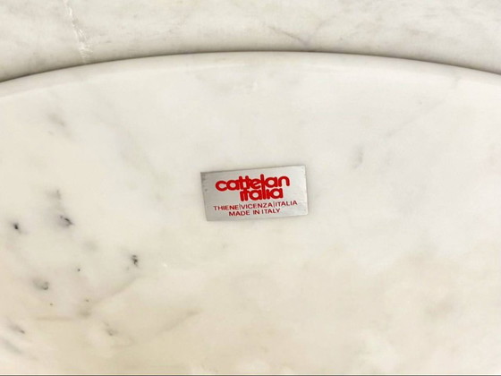 Image 1 of Tavolo rotondo in marmo di Carrara di Carlo Scarpa per Cattelan Italia, anni '70
