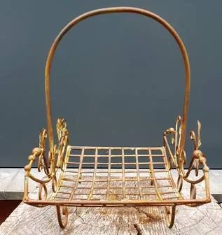 Wrought iron basket with handle small, Decorative Objects, Metal, Brown, Vintage (photo 4 of 5)