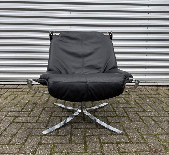 Image 1 of Set vintage Vatne Møbler Falcon di Sigurd Resell: 2 alti + 2 bassi + Hocker