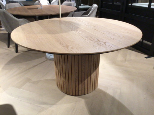 Table de salle à manger Henders et Hazel Pavie - Ø140