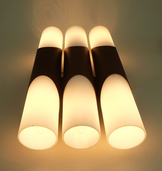 Image 1 of Lámpara de pared con aplique de mediados de siglo, diseño de Klaus Link para Neuhaus-Leuchten, años 60, metal, vidrio satinado