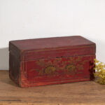 Cassa rossa antica con dettagli floreali (c.1900) #44 – Vetrine (photo 6 of 37)