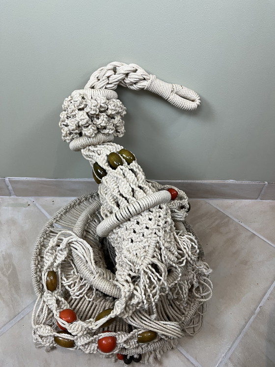 Image 1 of Suspension en macramé vintage
