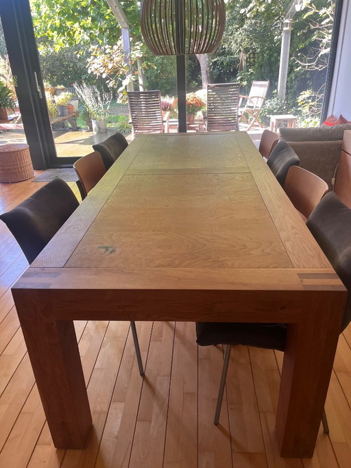Table de salle à manger VNU par Linteloo